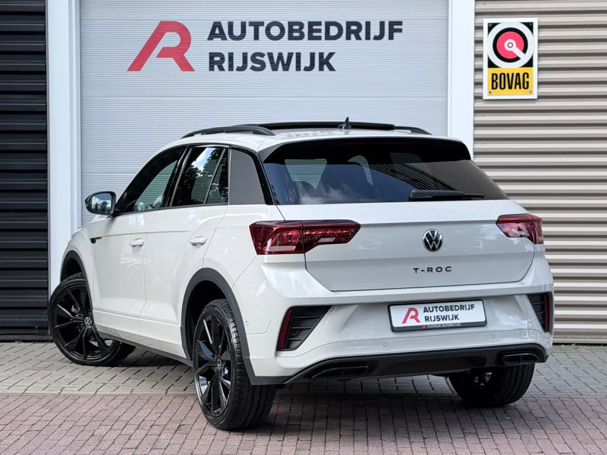 1.5 TSI R-Line Pano/Keyless/Camera