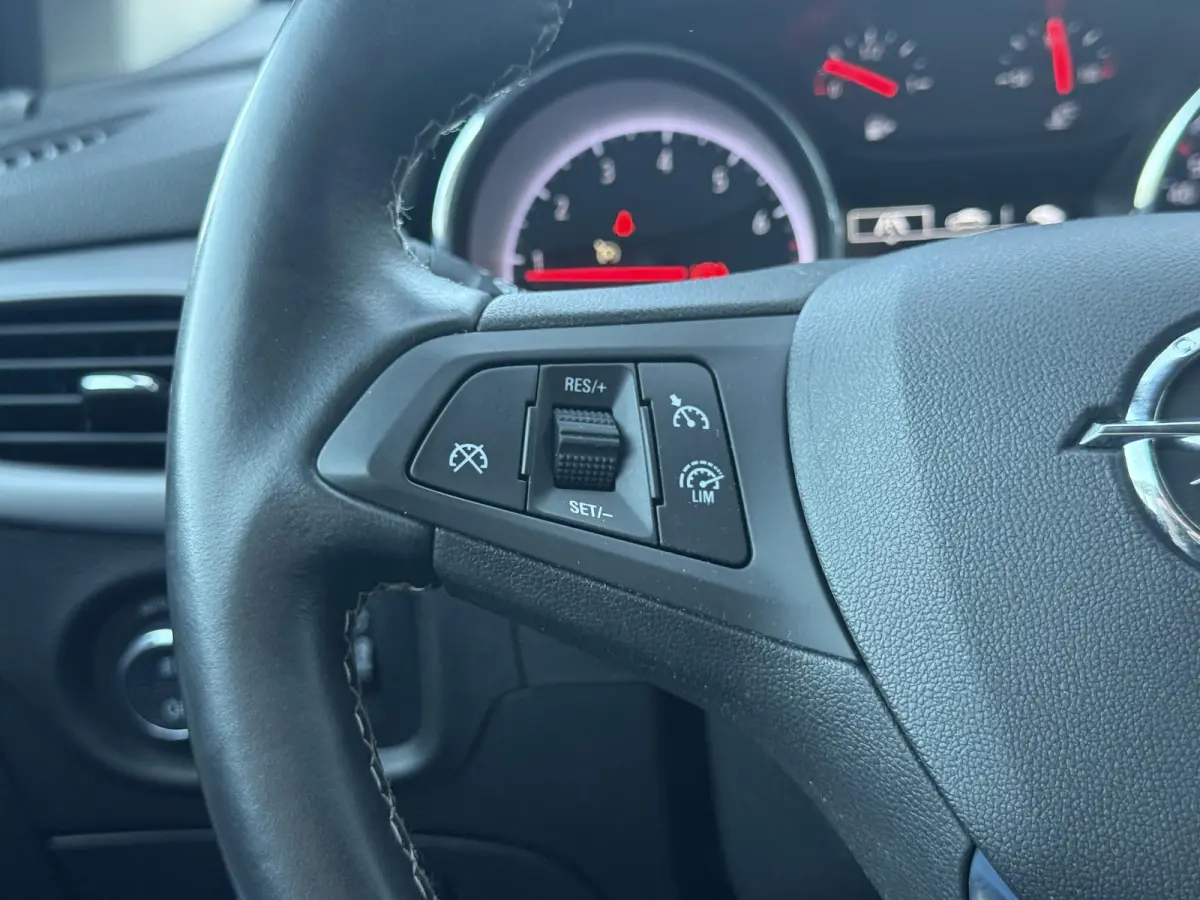 1.4 Turbo Online Edition 2e Eigenaar|Navi|Trekhaak|Clima|Cruise|Carplay|PDC|Elek ramen|N.A.P|APK tot 01-2027