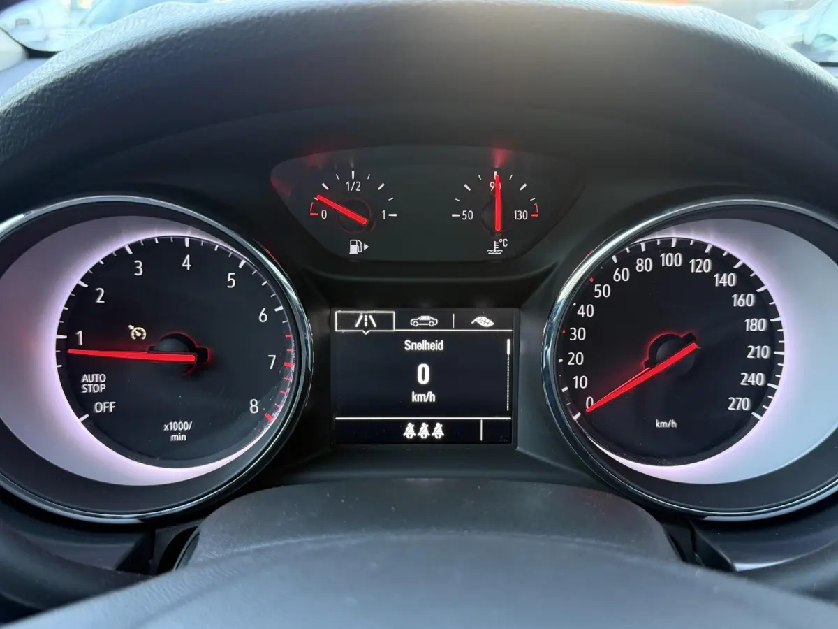 1.4 Turbo Online Edition 2e Eigenaar|Navi|Trekhaak|Clima|Cruise|Carplay|PDC|Elek ramen|N.A.P|APK tot 01-2027