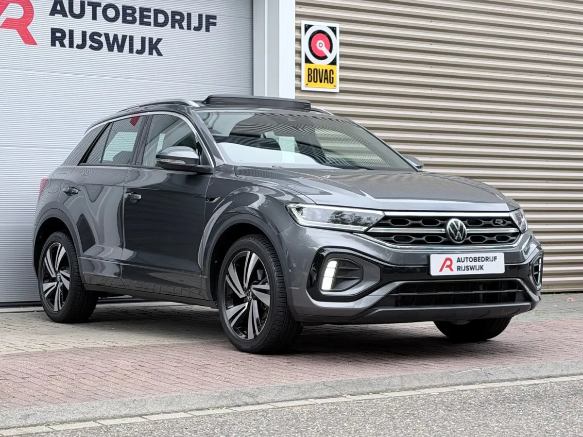 1.5 TSI R-Line Pano/Keyless/Camera