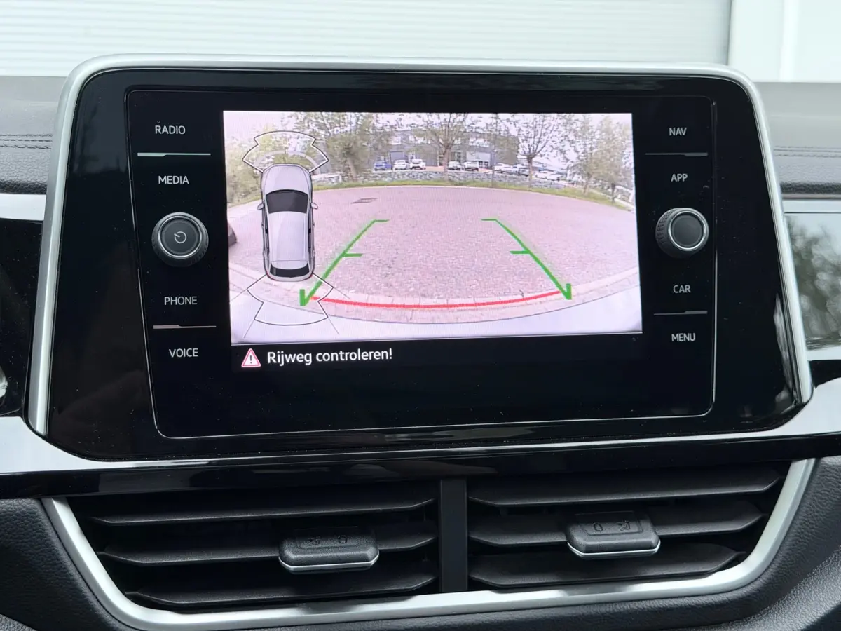 1.5 TSI R-Line Pano/Keyless/Camera