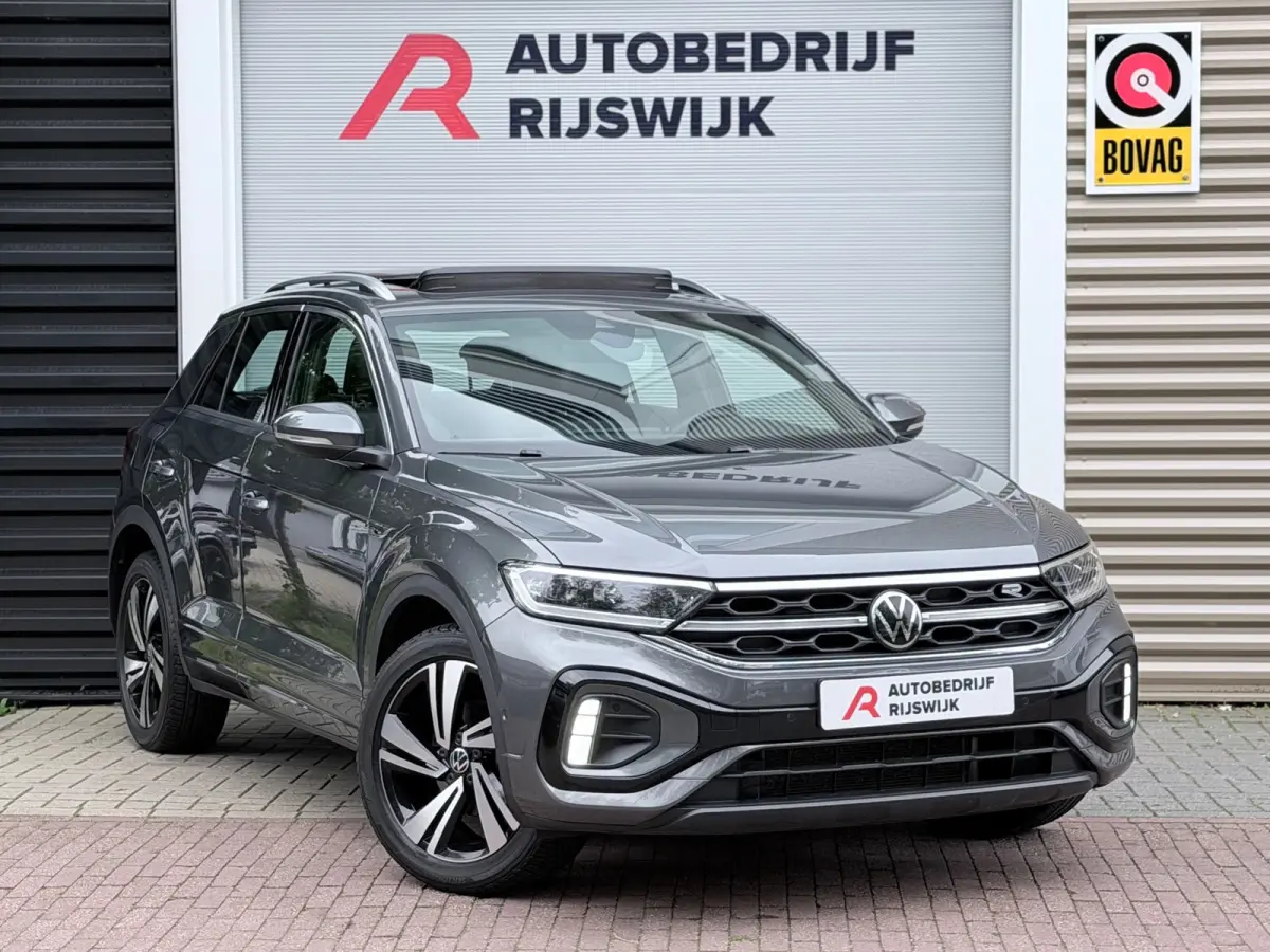 1.5 TSI R-Line Pano/Keyless/Camera
