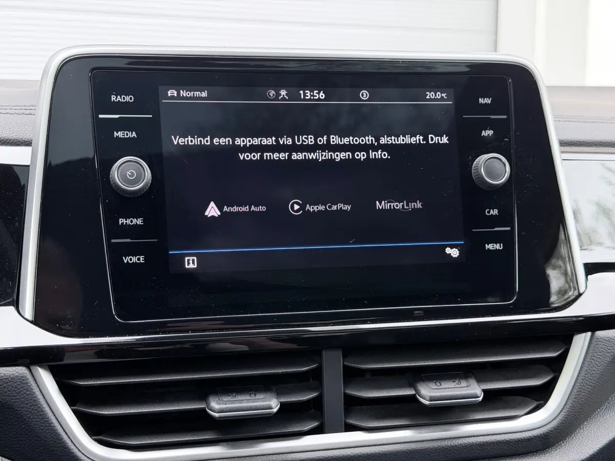 1.5 TSI R-Line Pano/Keyless/Camera