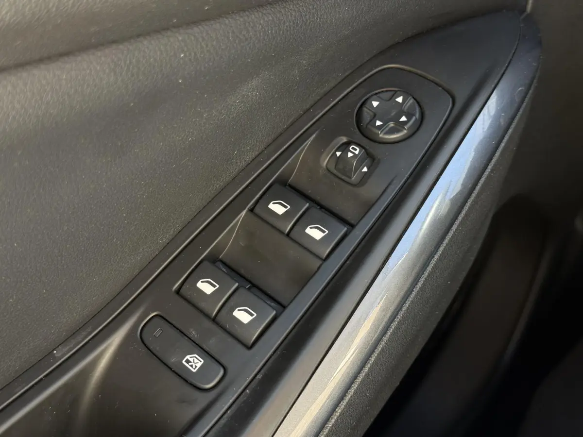 1.2 Turbo Innovation 2e Eigenaar|Navi|Carplay|Cruise|PDC V+A|Clima|Elek ramen|N.A.P|APK tot 03-2027