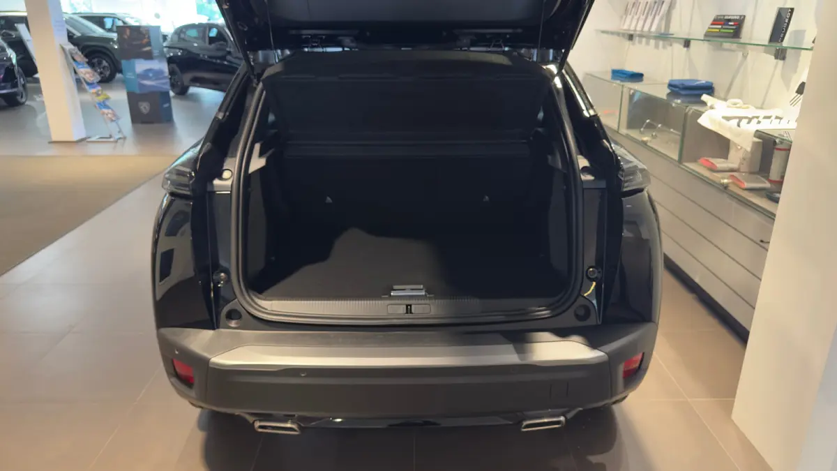 GT | Active Safety Brake met camera en radar (automatisch noodremsysteem) met Distance Alert (waarschuwing dreigende aanrijding) | Advanced Active Safety Brake met camera en radar | Climate 