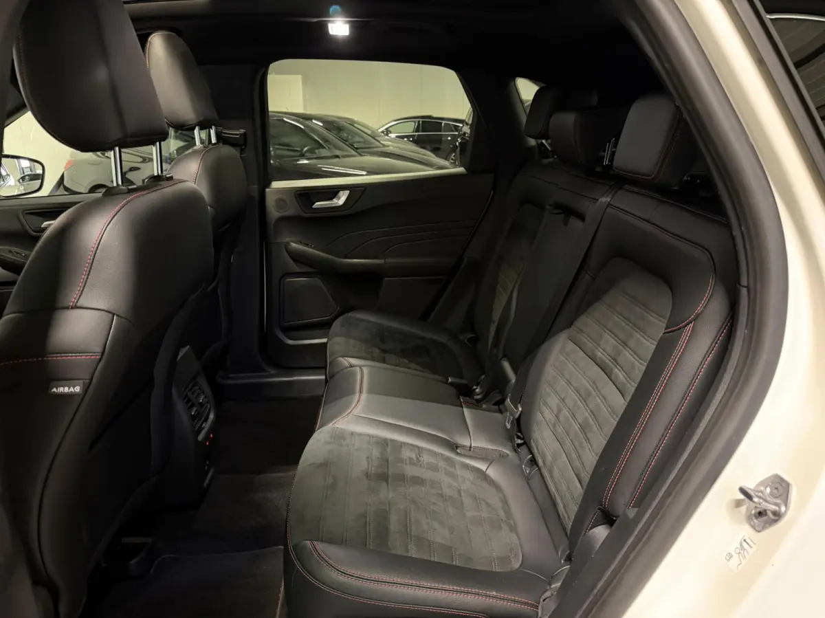 2.5 PHEV ST-Line X B&O Pano Camera Winterpack NAP