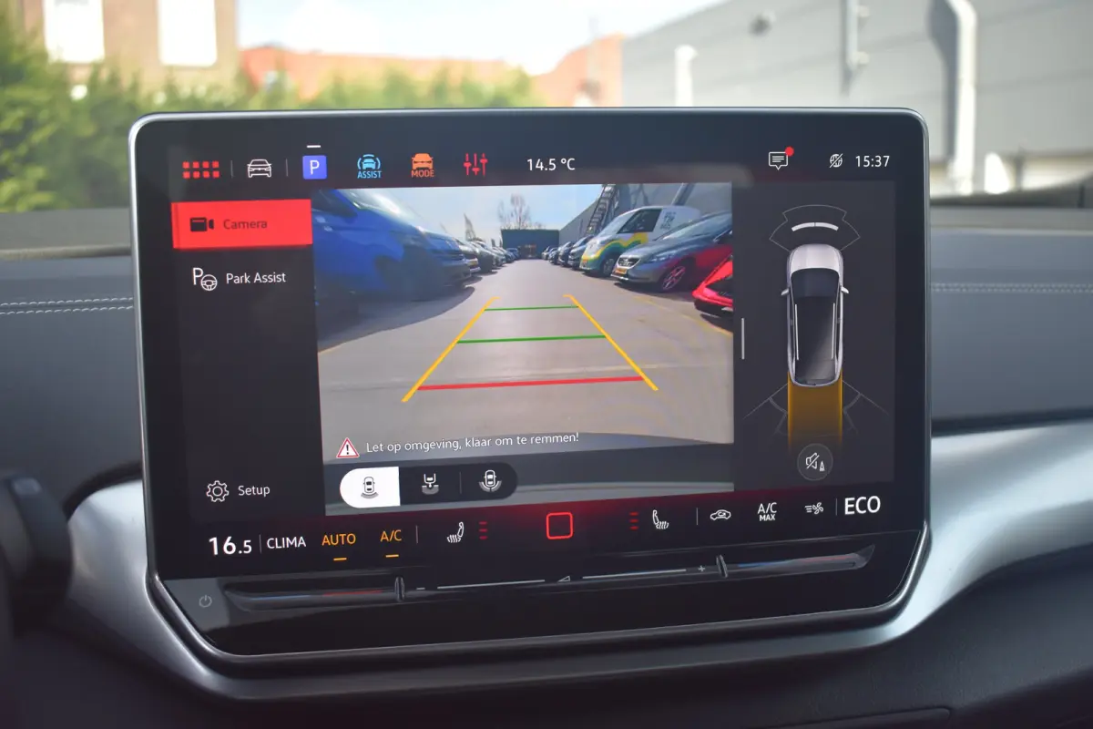 Pro Limited Edition | 'App-Connect' draadloze smartphone integratie | Achterbank in ongelijke delen neerklapbaar incl. middenarmsteun en doorlaadmogelijkheid | Afstandscontrolesysteem (Front