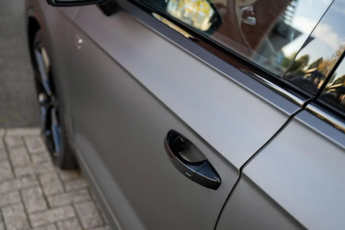 3.0 TSI eHybrid R 4M Puglia MATLAK DynAudio