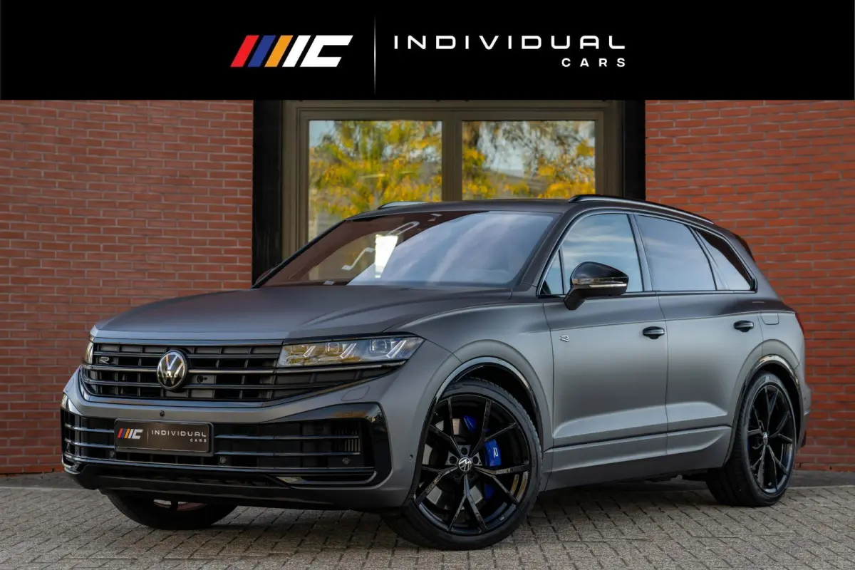 3.0 TSI eHybrid R 4M Puglia MATLAK DynAudio