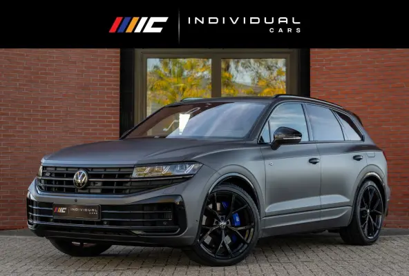 3.0 TSI eHybrid R 4M Puglia MATLAK DynAudio