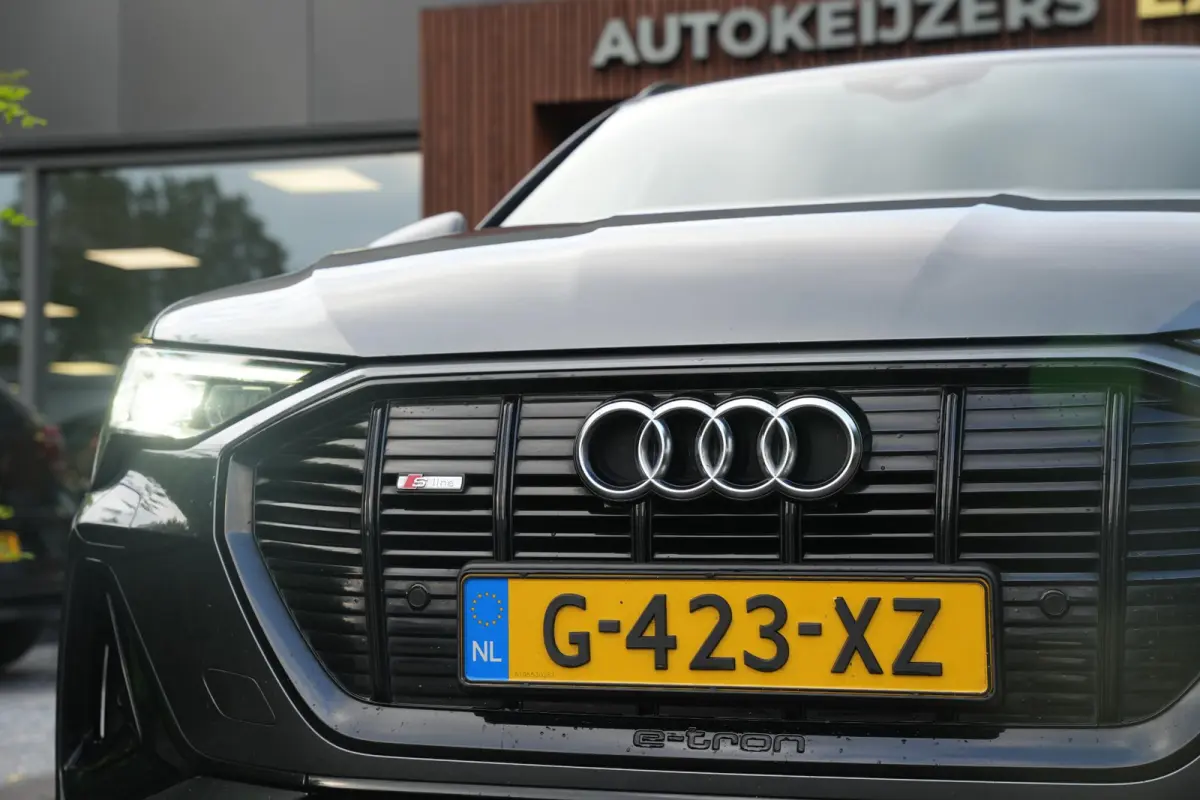 e-tron 50 quattro Launch edition Black 71 kWh