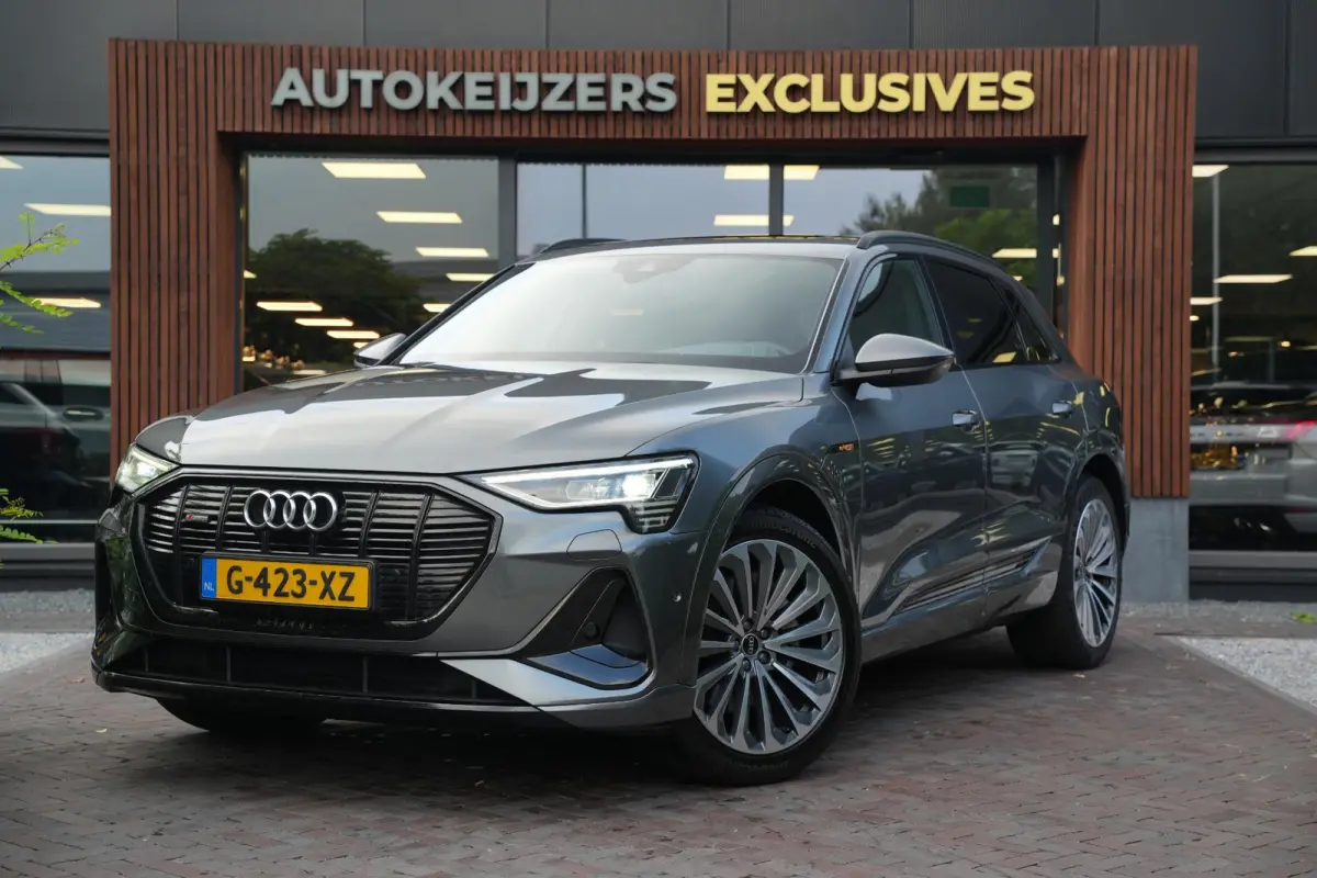 e-tron 50 quattro Launch edition Black 71 kWh