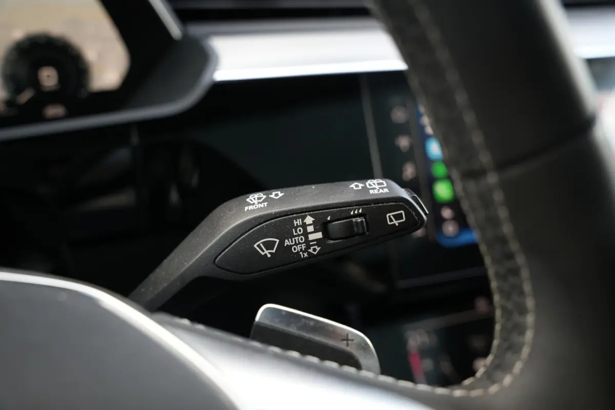 e-tron 50 quattro Launch edition Black 71 kWh