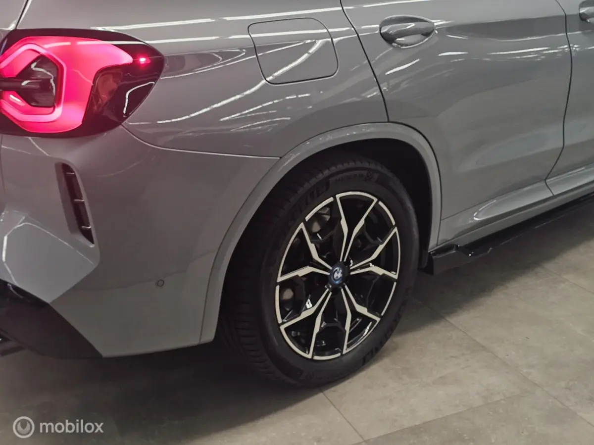 xDrive30e High Executive M Sport Panorama/Keyless/HUD/Brooklyn grey