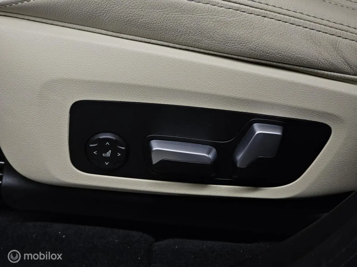 xDrive30e High Executive M Sport Panorama/Keyless/HUD/Brooklyn grey