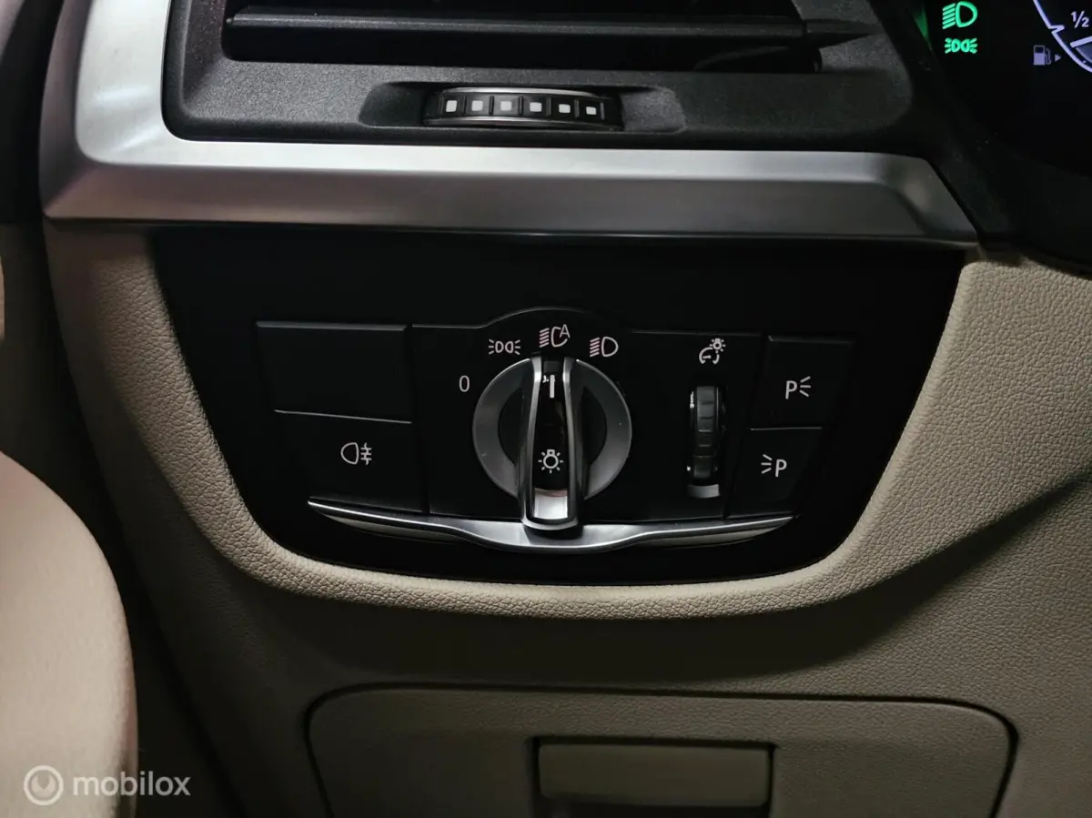 xDrive30e High Executive M Sport Panorama/Keyless/HUD/Brooklyn grey