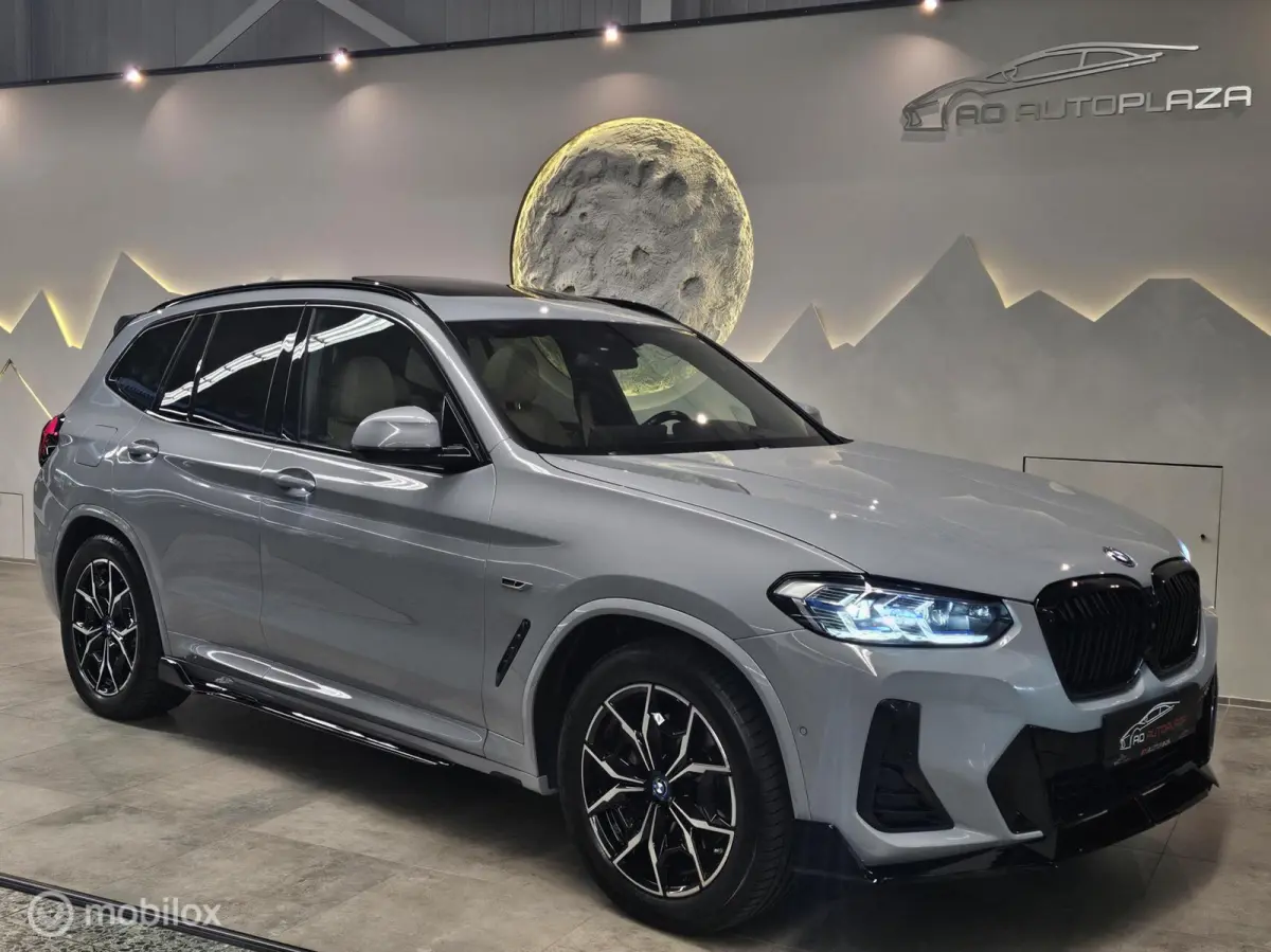 xDrive30e High Executive M Sport Panorama/Keyless/HUD/Brooklyn grey