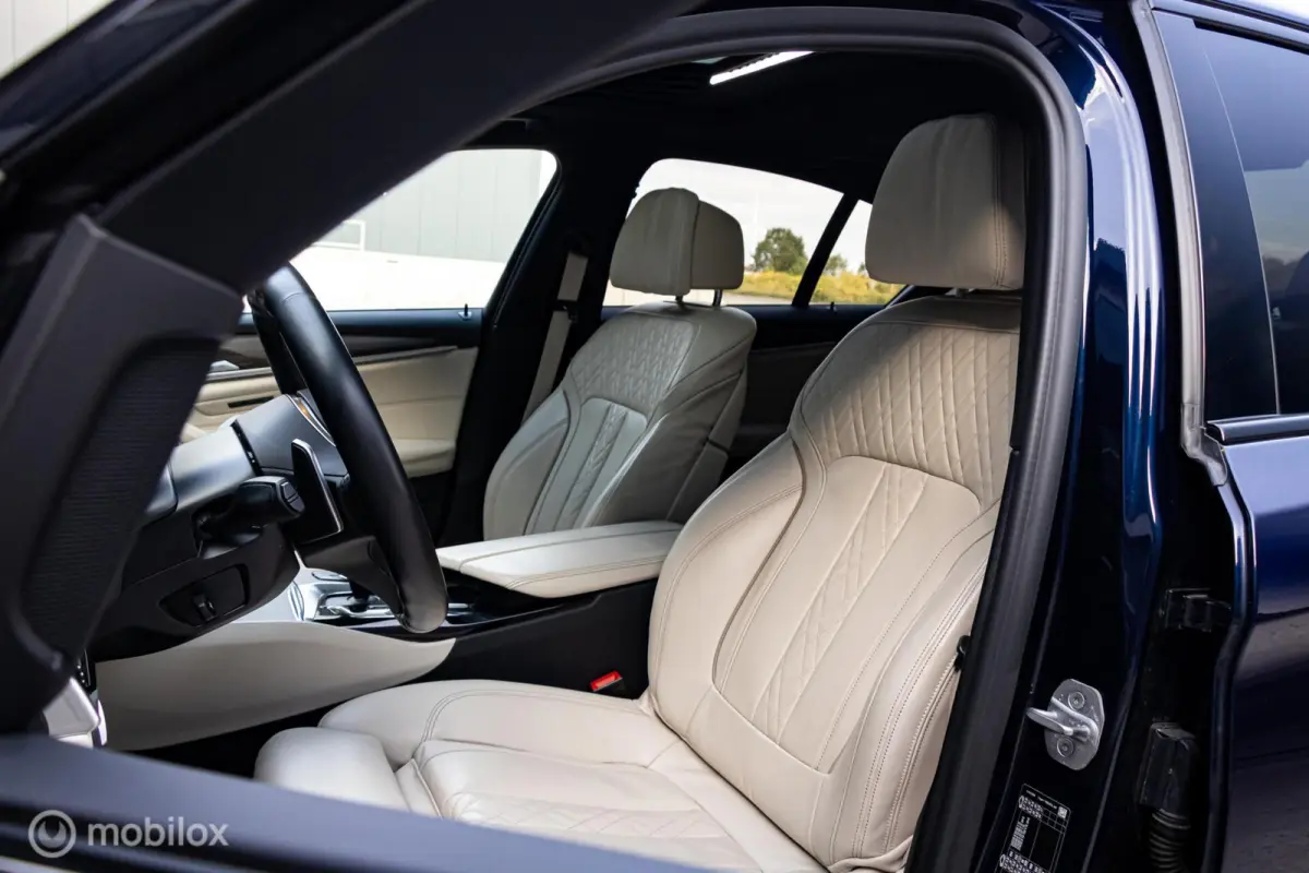 530e xDrive High Executive M-Sport Tanzanite