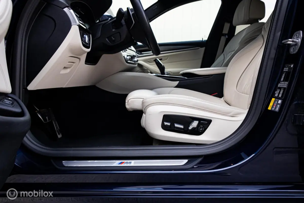 530e xDrive High Executive M-Sport Tanzanite