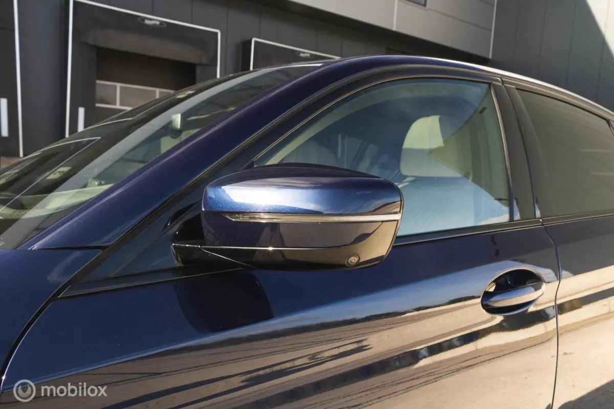 530e xDrive High Executive M-Sport Tanzanite