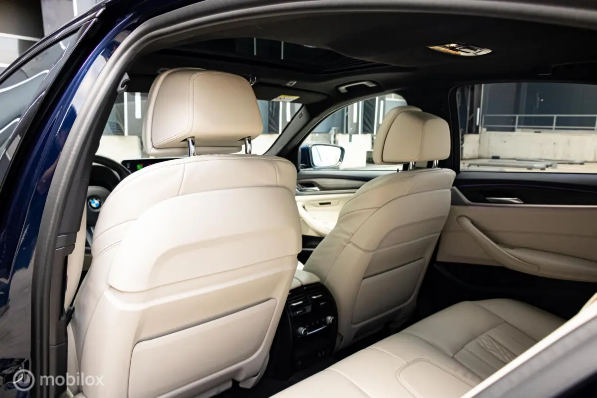 530e xDrive High Executive M-Sport Tanzanite