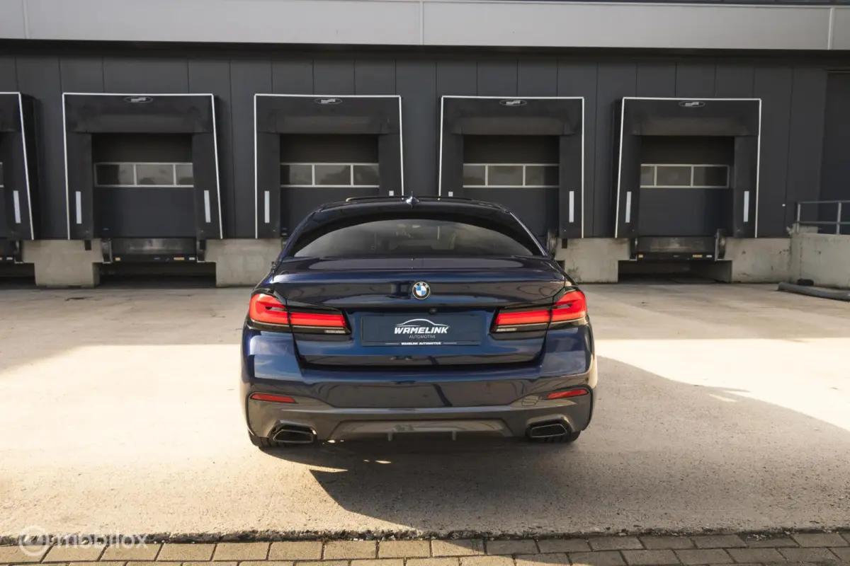 530e xDrive High Executive M-Sport Tanzanite