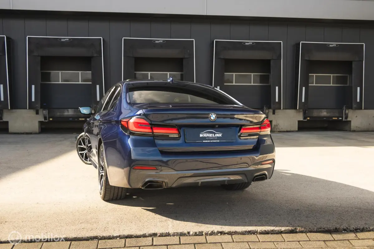 530e xDrive High Executive M-Sport Tanzanite