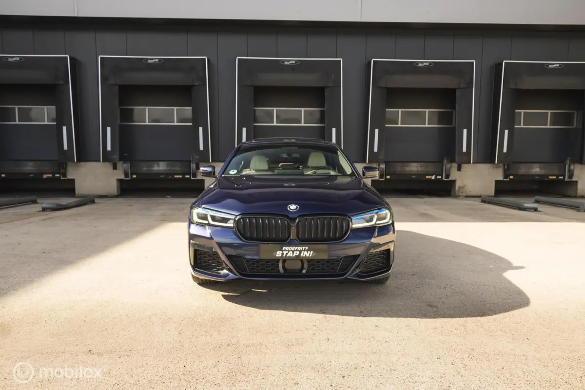 530e xDrive High Executive M-Sport Tanzanite