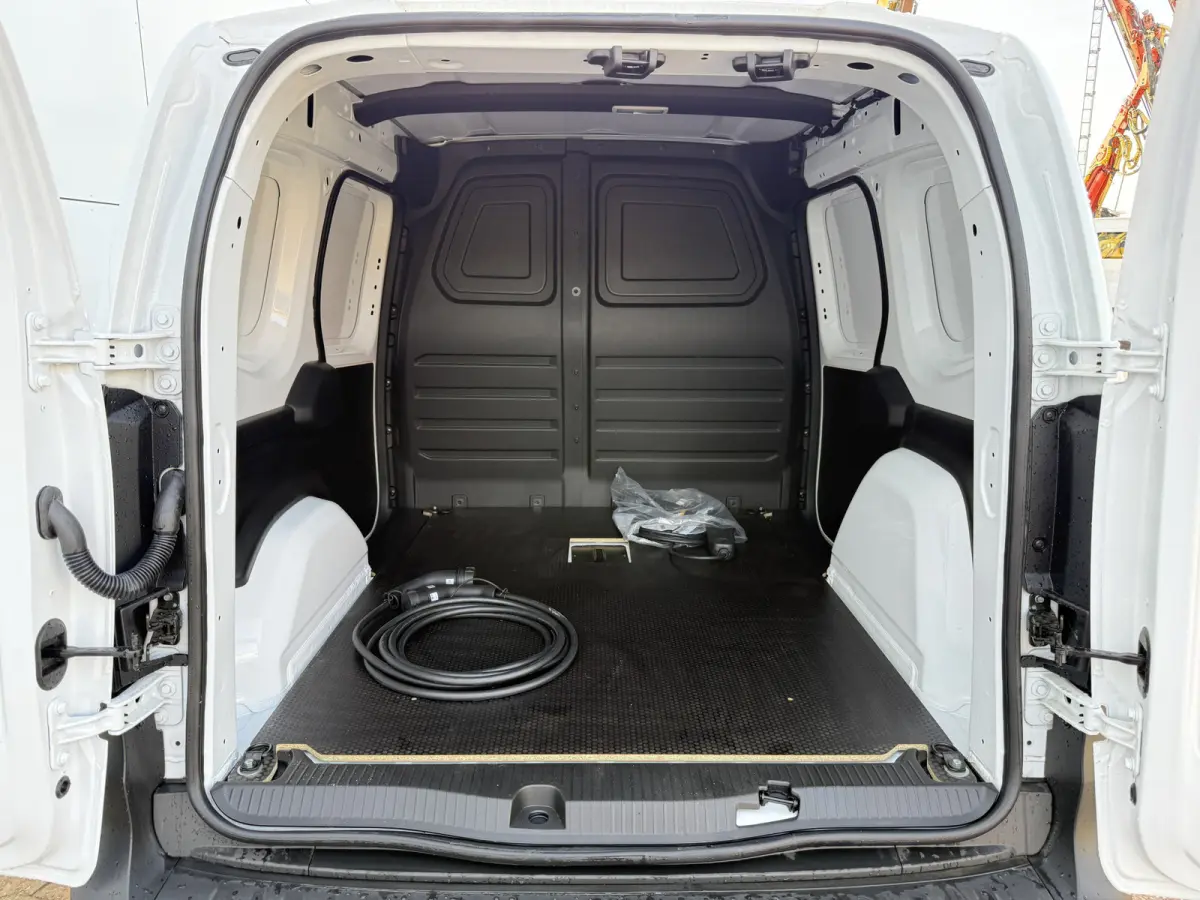 45kWh 122PK Nieuw! Elektrisch 300km WLTP Dubbele Schuifdeur LED Airco Carplay Cruise Control Camera Parkeersensoren v+a