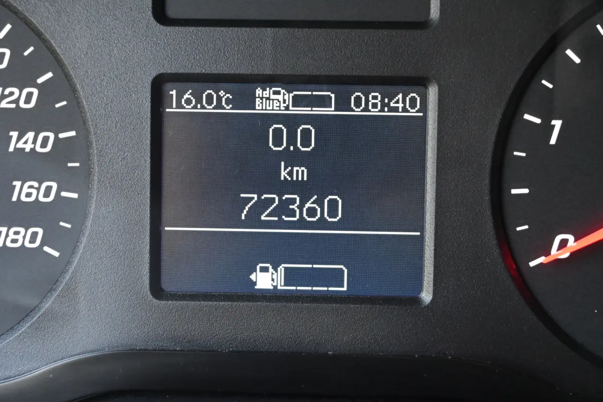 317 CDI L3H2 Camera, Apple Carplay/Android Auto