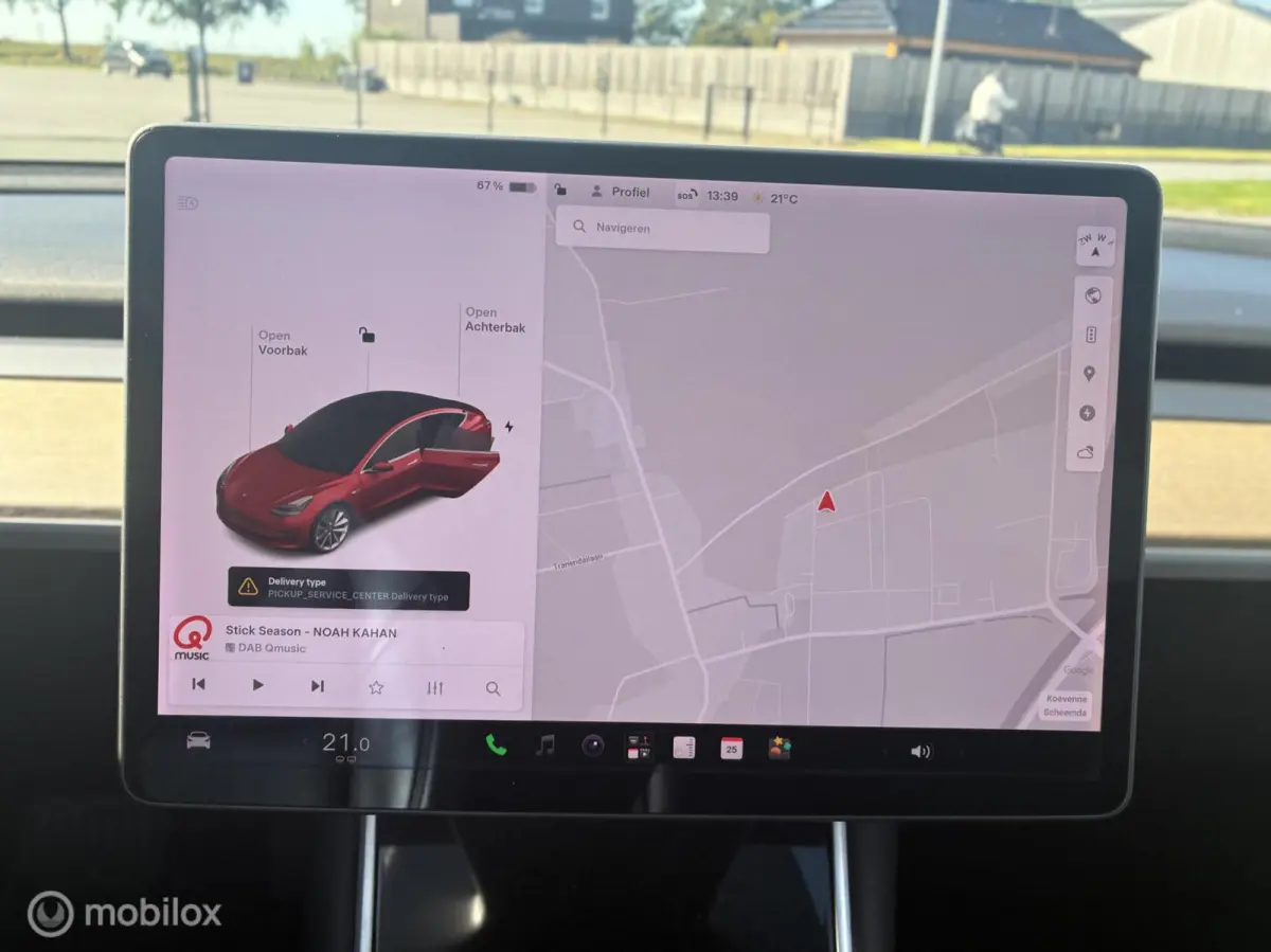 Long Range AWD 75 kWh | Trekhaak | 19" | Rood | SOH 80,5%