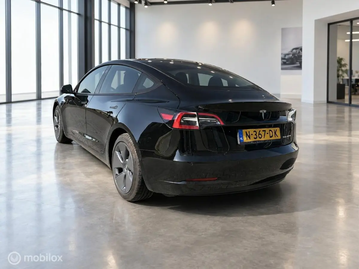Long Range AWD 75 kWh | Warmtepomp | SOH 90,8% | 351 pk | Zwart