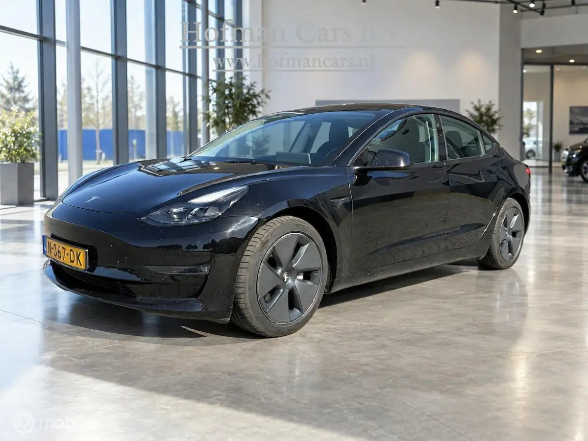Long Range AWD 75 kWh | Warmtepomp | SOH 90,8% | 351 pk | Zwart