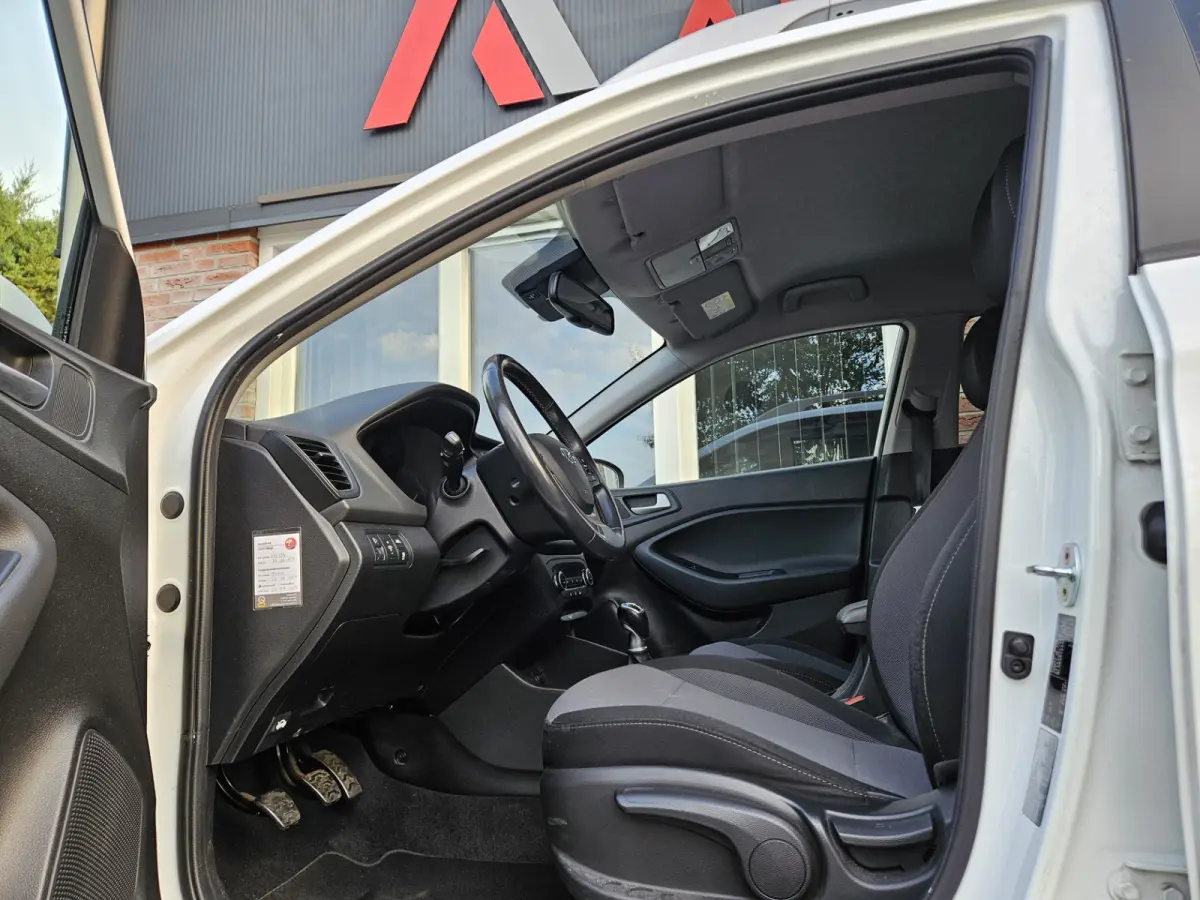 1.0 T-GDI Comfort Trekhaak! Airco! Cruise Control! Nette Auto!