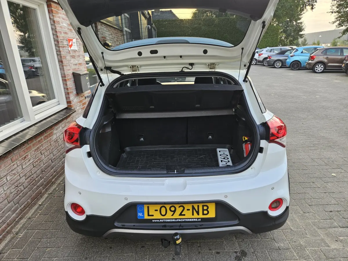 1.0 T-GDI Comfort Trekhaak! Airco! Cruise Control! Nette Auto!