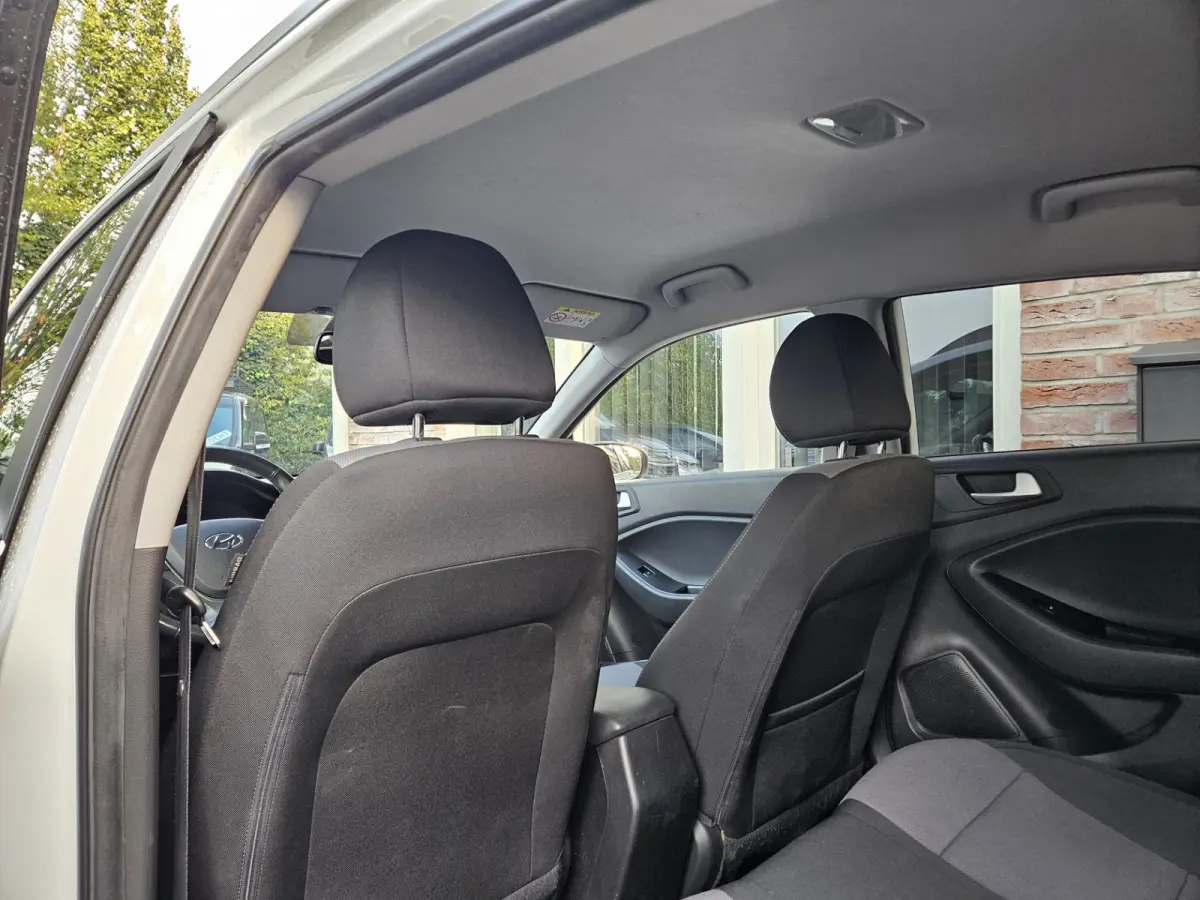 1.0 T-GDI Comfort Trekhaak! Airco! Cruise Control! Nette Auto!
