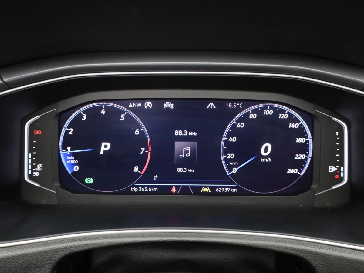 1.5 TSI R-Line | 150 PK | Automaat | Adaptieve Cruise Control | Parkeercamera | Stoelverwarming | Navigatie |