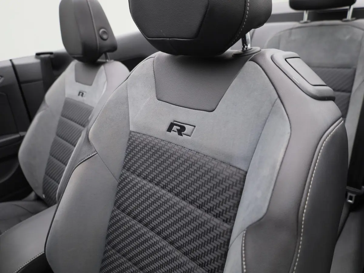 1.5 TSI R-Line | 150 PK | Automaat | Adaptieve Cruise Control | Parkeercamera | Stoelverwarming | Navigatie |