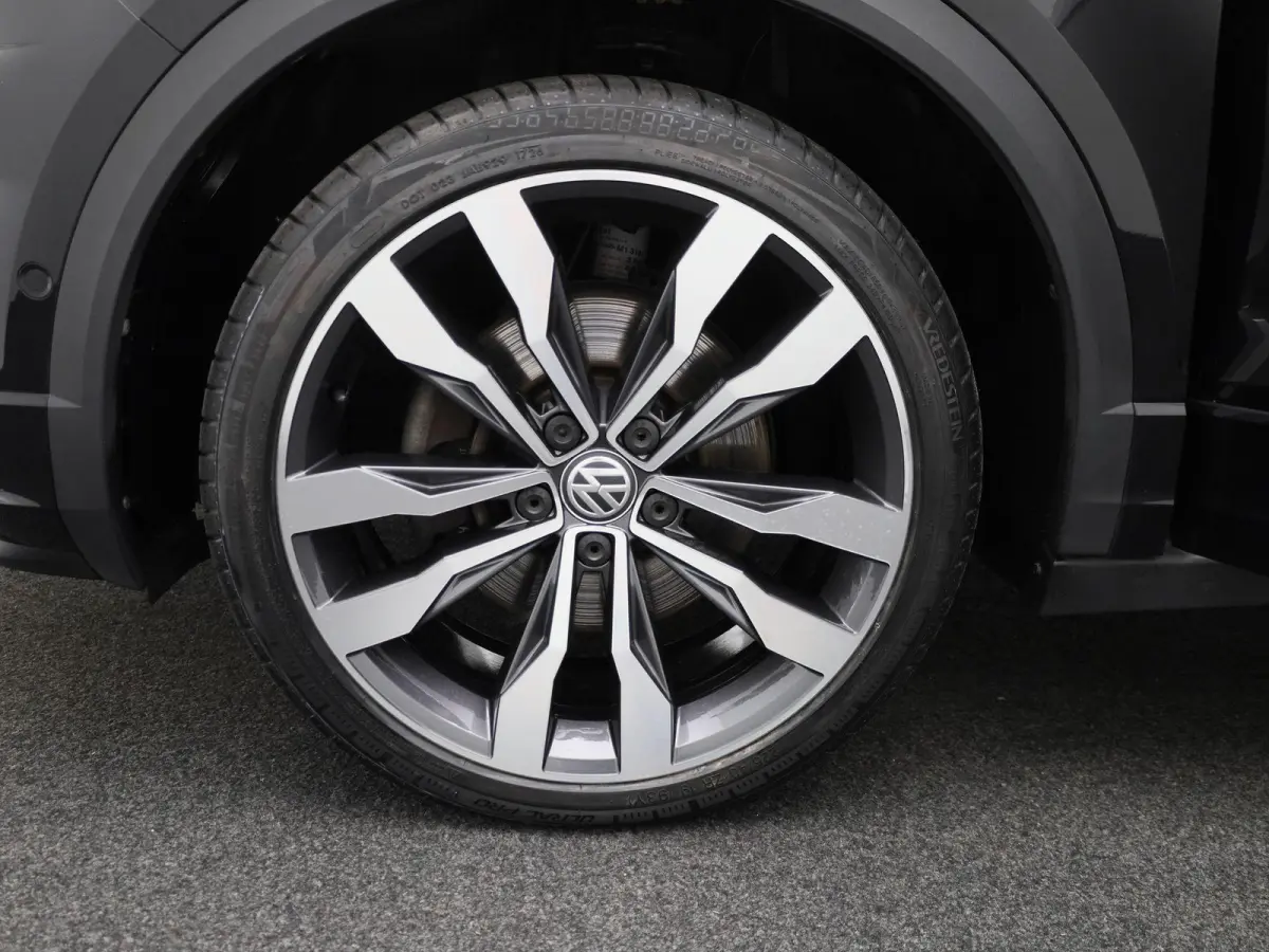 1.5 TSI R-Line | 150 PK | Automaat | Adaptieve Cruise Control | Parkeercamera | Stoelverwarming | Navigatie |