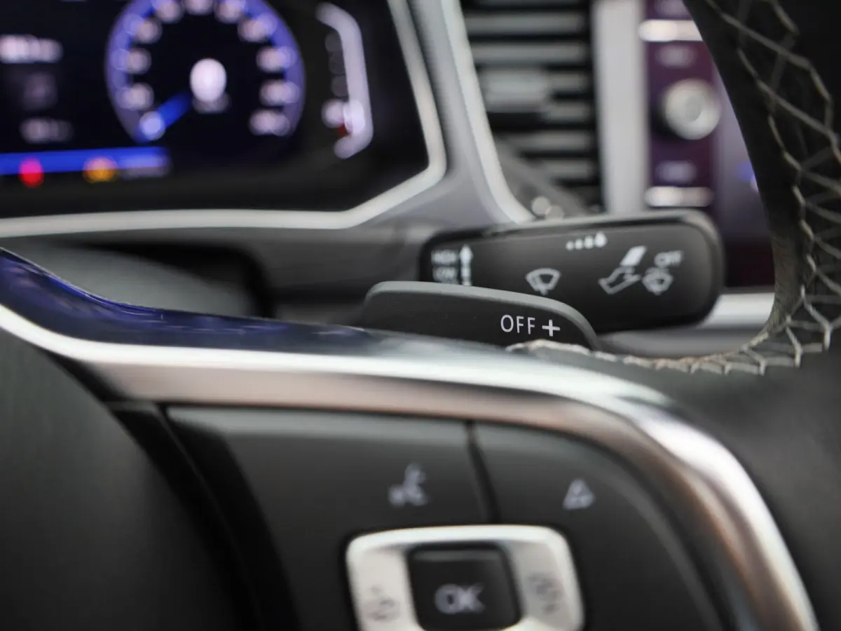 1.5 TSI R-Line | 150 PK | Automaat | Adaptieve Cruise Control | Parkeercamera | Stoelverwarming | Navigatie |