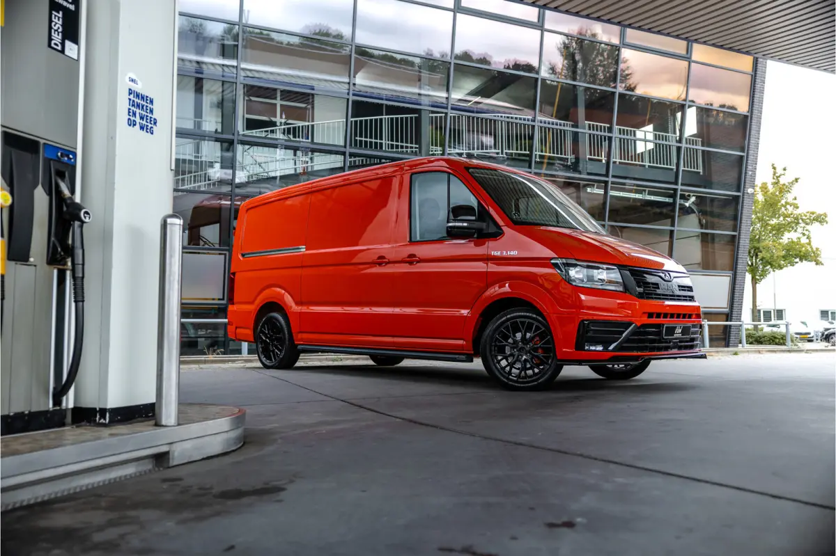35 2.0 L3H2 DSG | ACC | Standkachel | CarPlay | Navigatie | Camera | MF Stuur | Sortimo | DAB | Stoelverwarming | Nieuwe APK