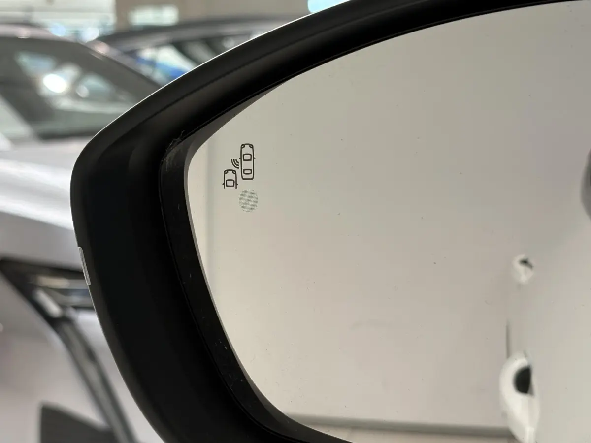 1.2 GS Line | Navigatie | Blind Spot Monitor | Achteruitrijcamera |