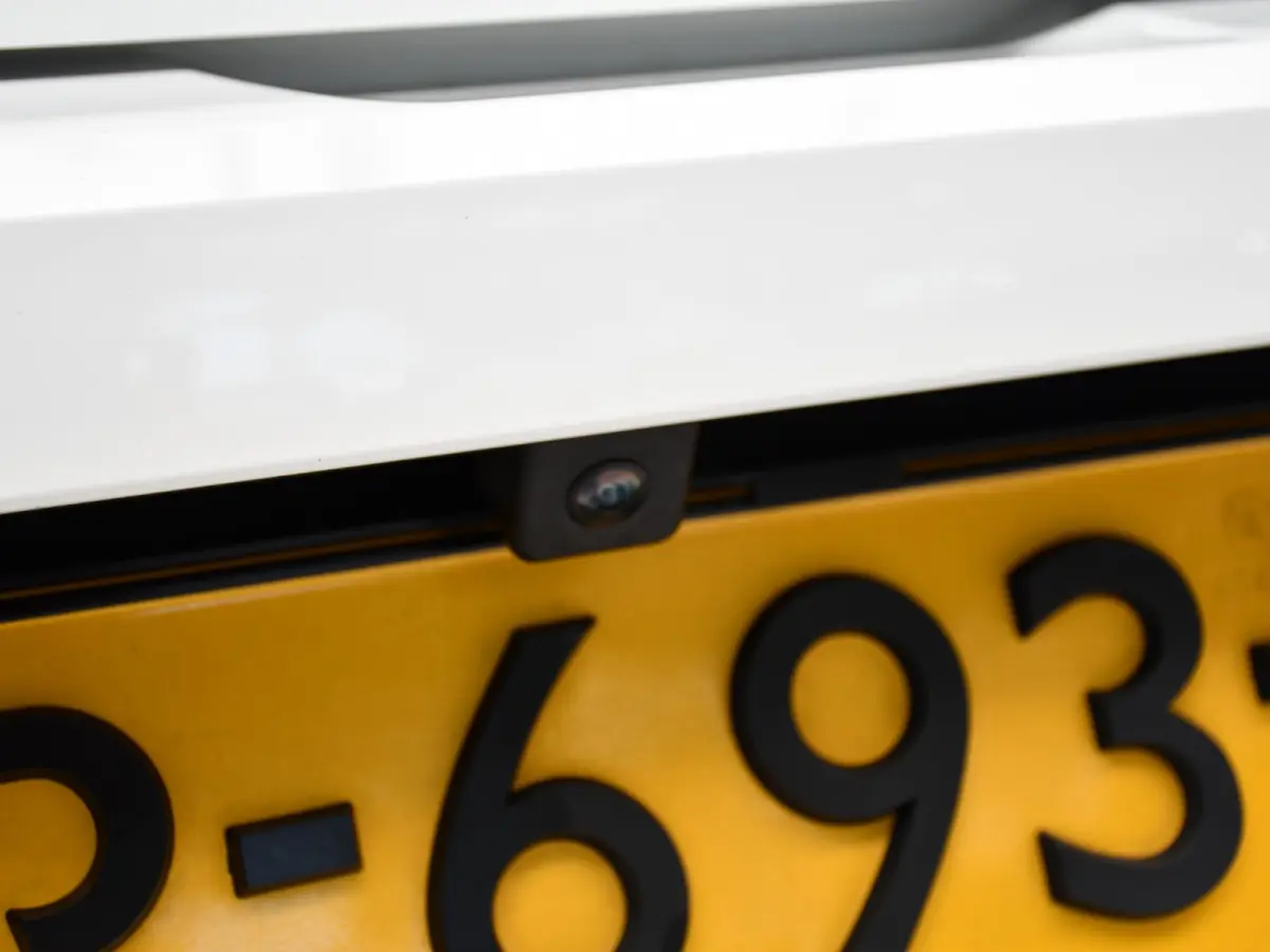 1.2 GS Line | Navigatie | Blind Spot Monitor | Achteruitrijcamera |