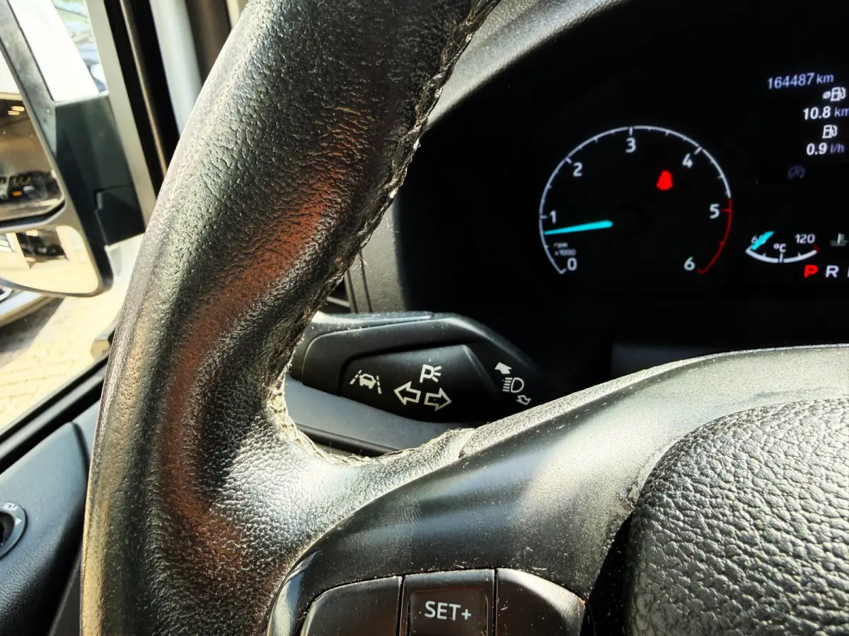 320 2.0 TDCI L2H2 Trend automaat_Carplay_Clima_Cruise
