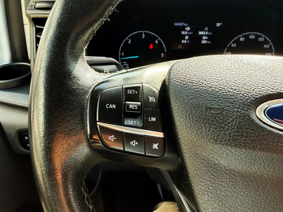 320 2.0 TDCI L2H2 Trend automaat_Carplay_Clima_Cruise