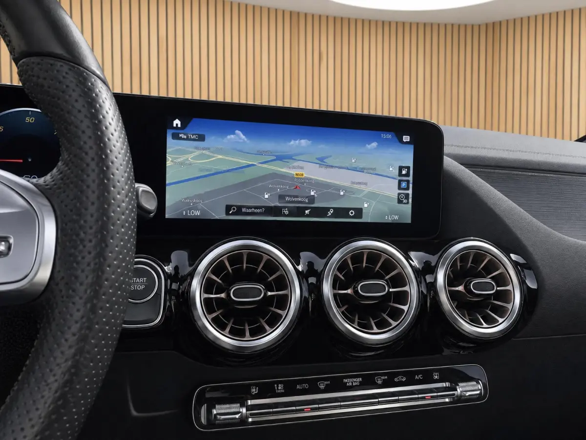 250 67 kWh |Pano |Stoelverw. |Burmester |Camera |Sfeer |
