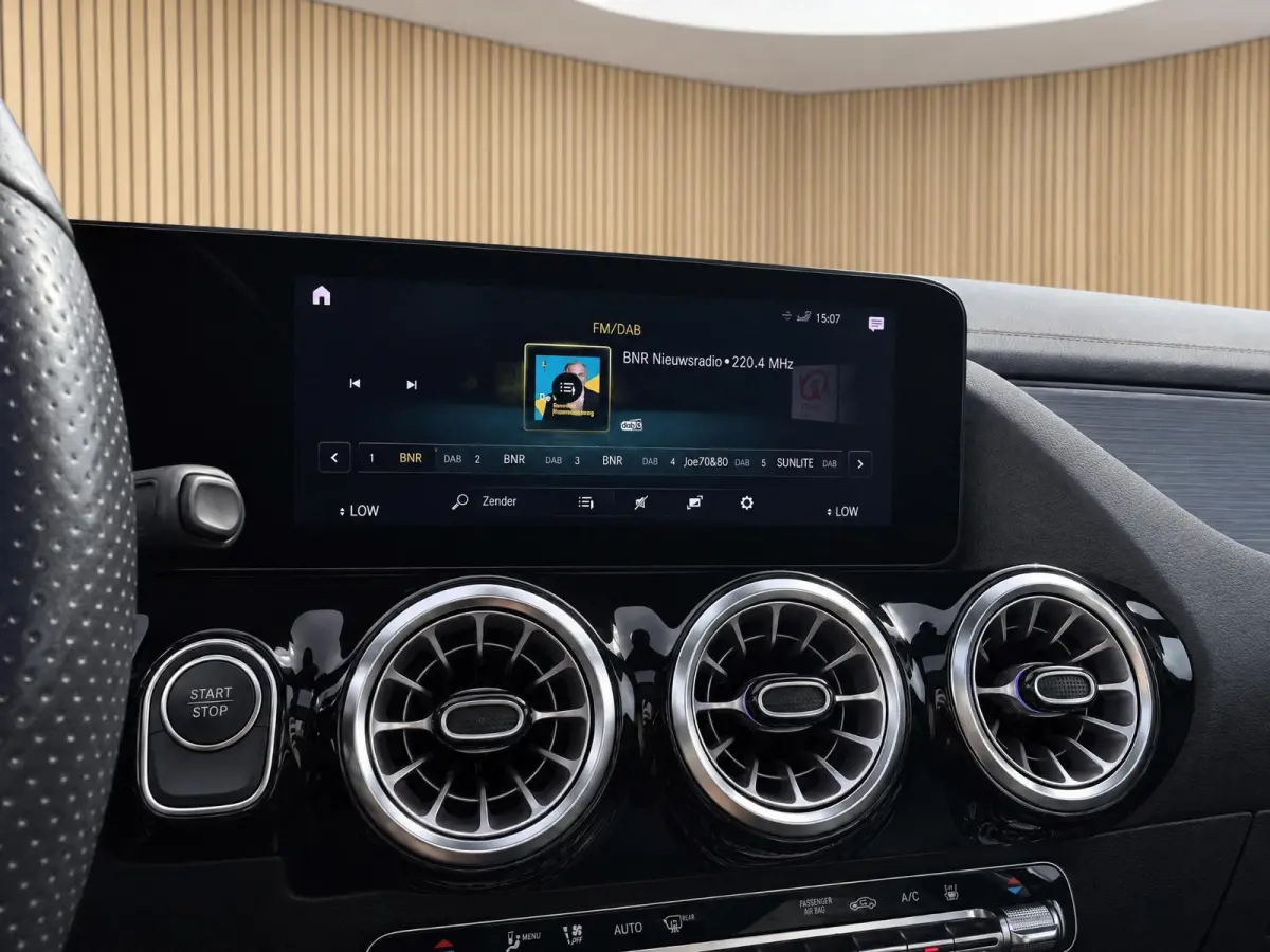 250 67 kWh |Pano |Stoelverw. |Burmester |Camera |Sfeer |