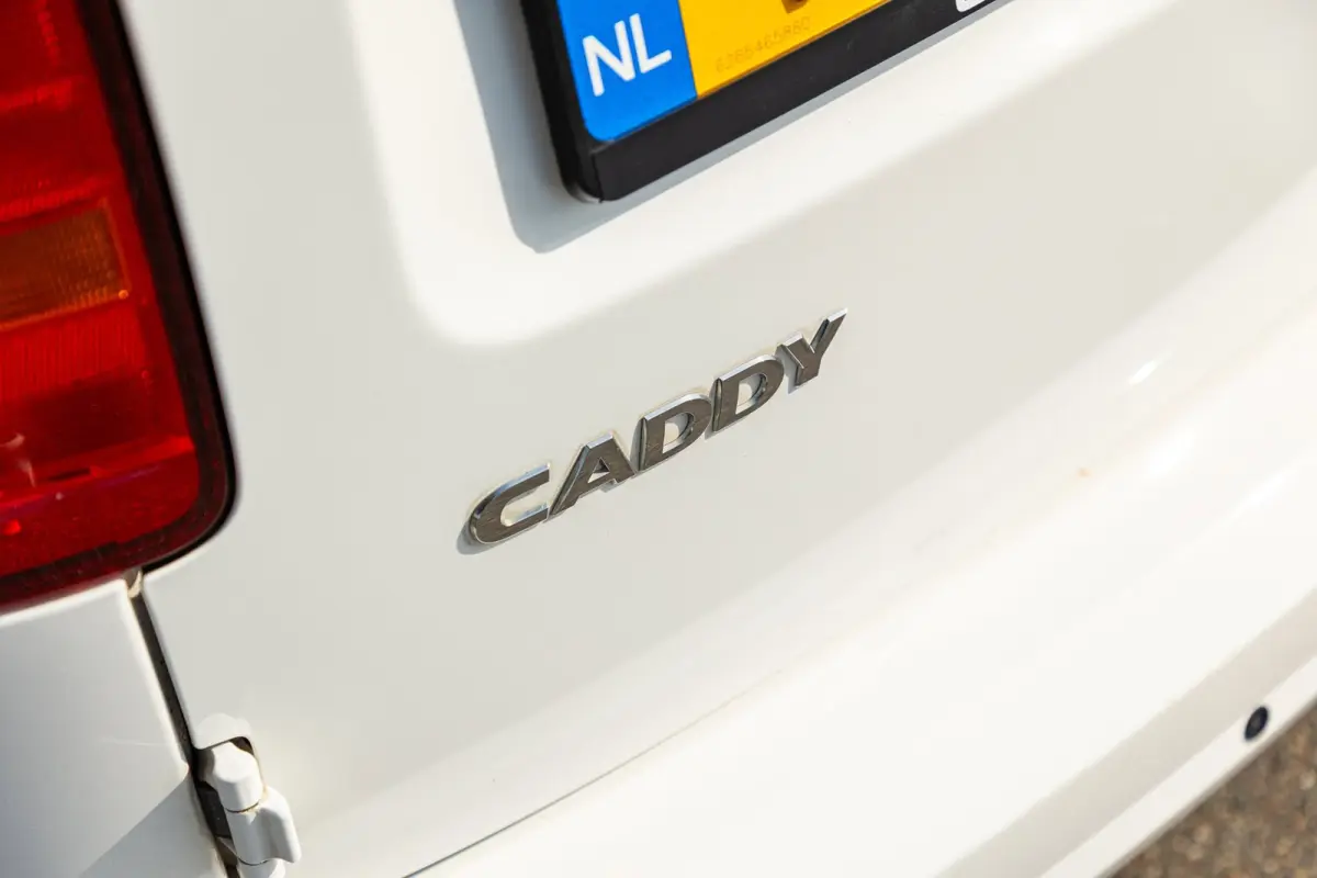 2.0 TDI L1H1 Trekhaak I 17 Inch I Verlaagd I Kasteninrichting I Airco I Cruise I CarPlay I NAP