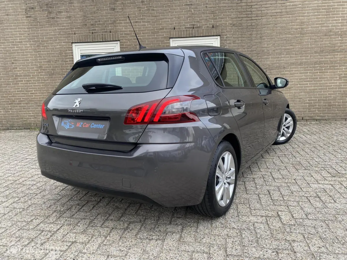 1.2 PureTech Allure| Automaat | Cruise | Camera