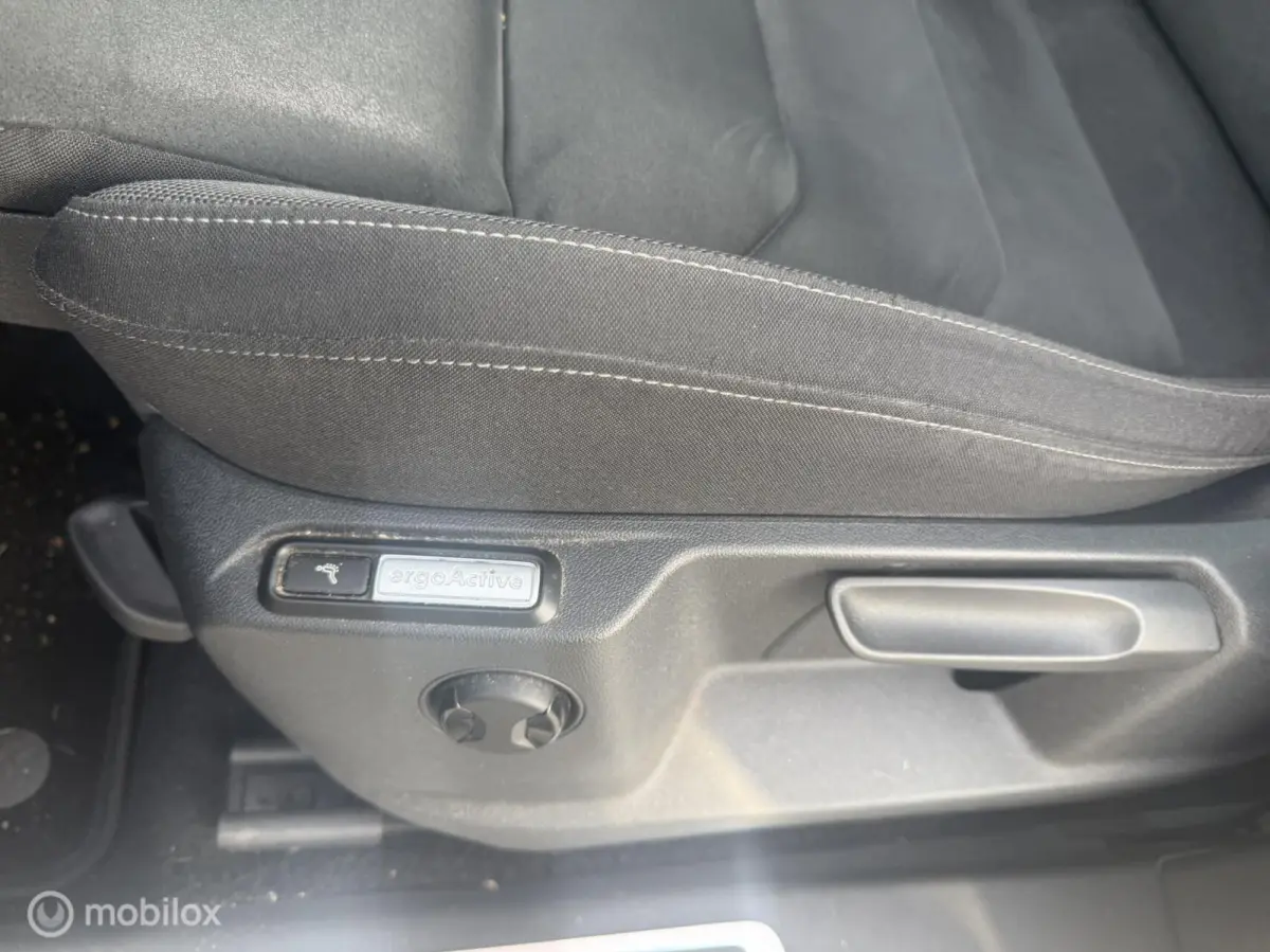 1.4 TSI Comfortline Business
